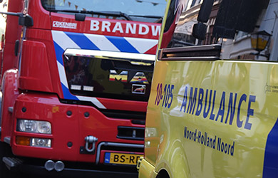 Hulpdiensten uitgerukt voor medisch incident op A16 Re in Rotterdam