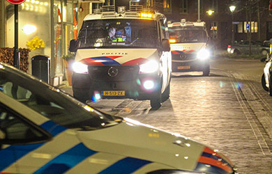 Hulpdiensten uitgerukt op Wilhelminakade in Rotterdam