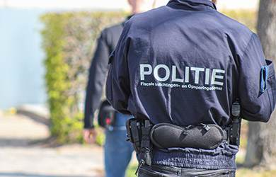 Incident op Spijkerstraat in Arnhem: Politie en Onbekend ingezet